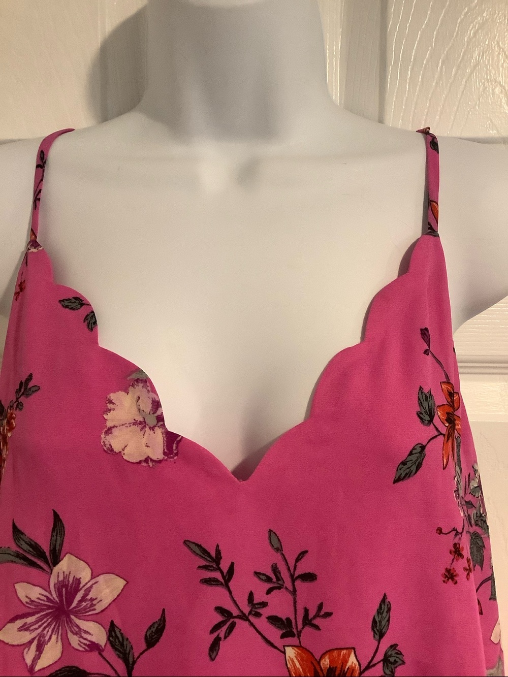 NWT SOCIALITE Pink Bright Floral Cottagecore Boho Euro Vacation Resortwear Tank - Picture 2 of 8